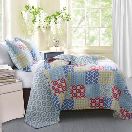 Prešívaná prikrývka na posteľ cxmicrotex s kvetinovým vzorom Patchwork Print