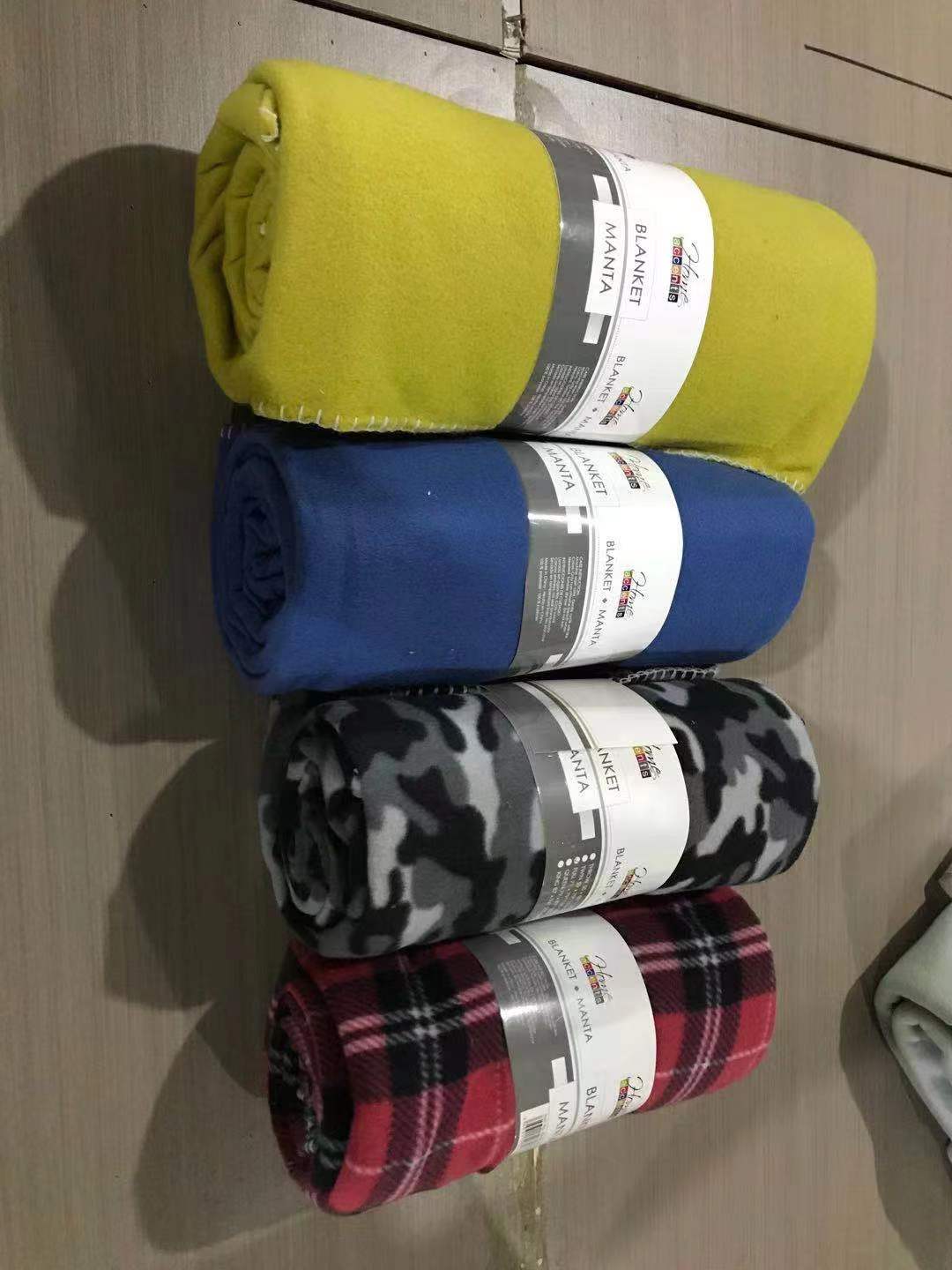 Populárne lacné flanelové deky